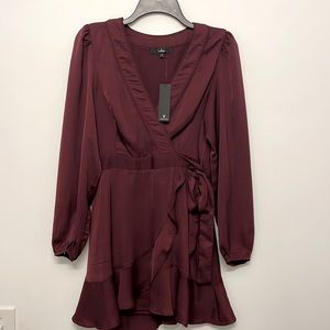 LuLu’s Dress.Never worn size 8 . Shade is a deep burgundy.
